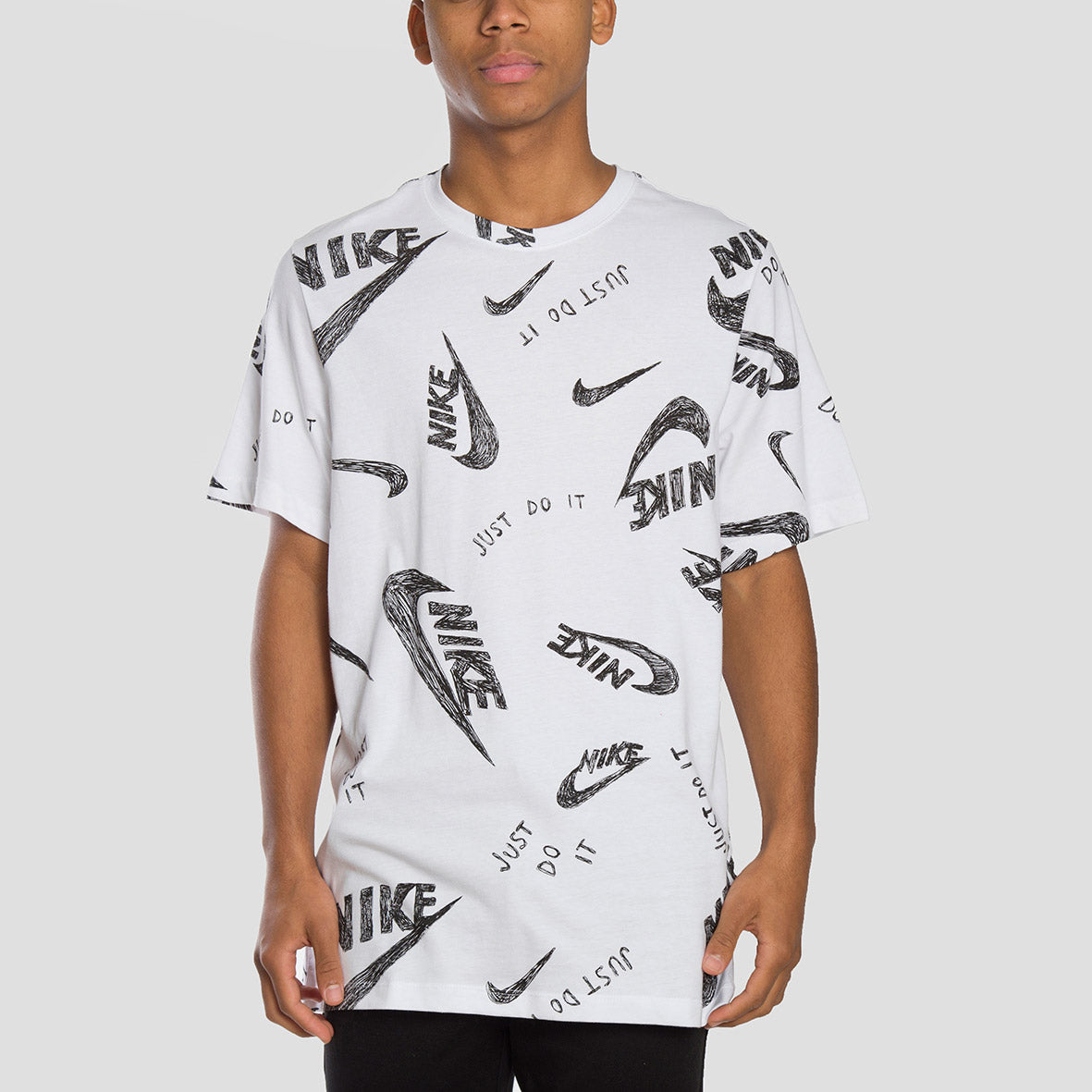 Nike Camiseta Sportswear AOP - CU9083-100 - Colección chico