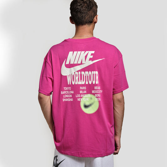 Nike Camiseta World Tour 2 Sportswear - DA0989-615- Colección Chico
