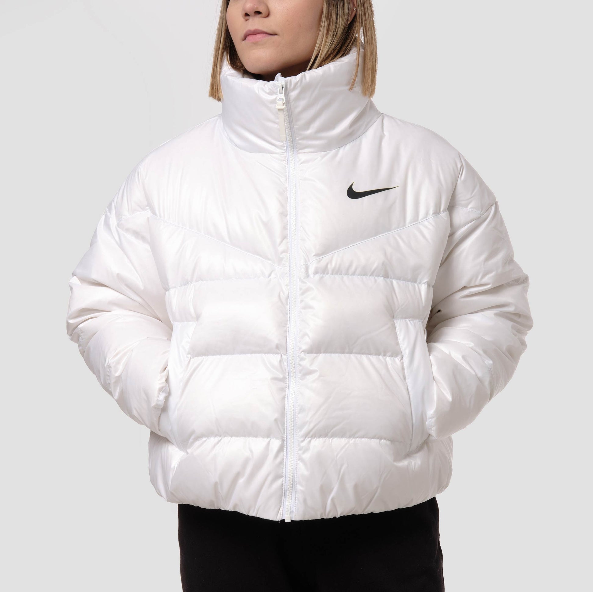 Nike Hunter Sportswear Down -Fill -Cu5813-100 - Women's Collection –  REPOKER®