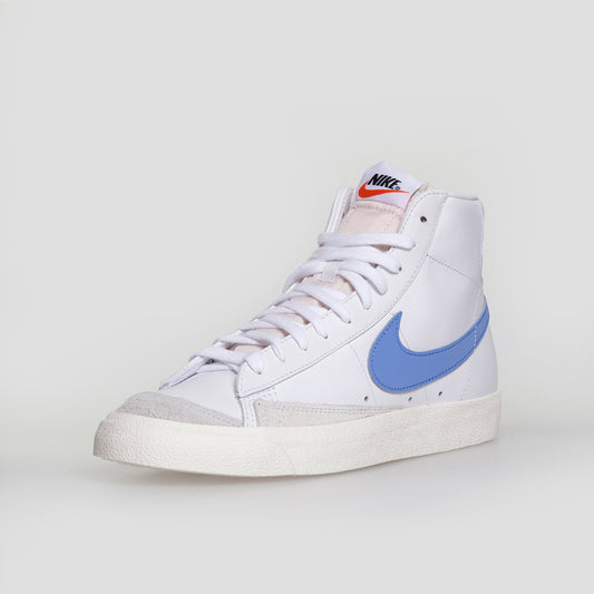 Nike. Sneakers Blazer Mid'77 - CZ1055-111 - Unisex Collection