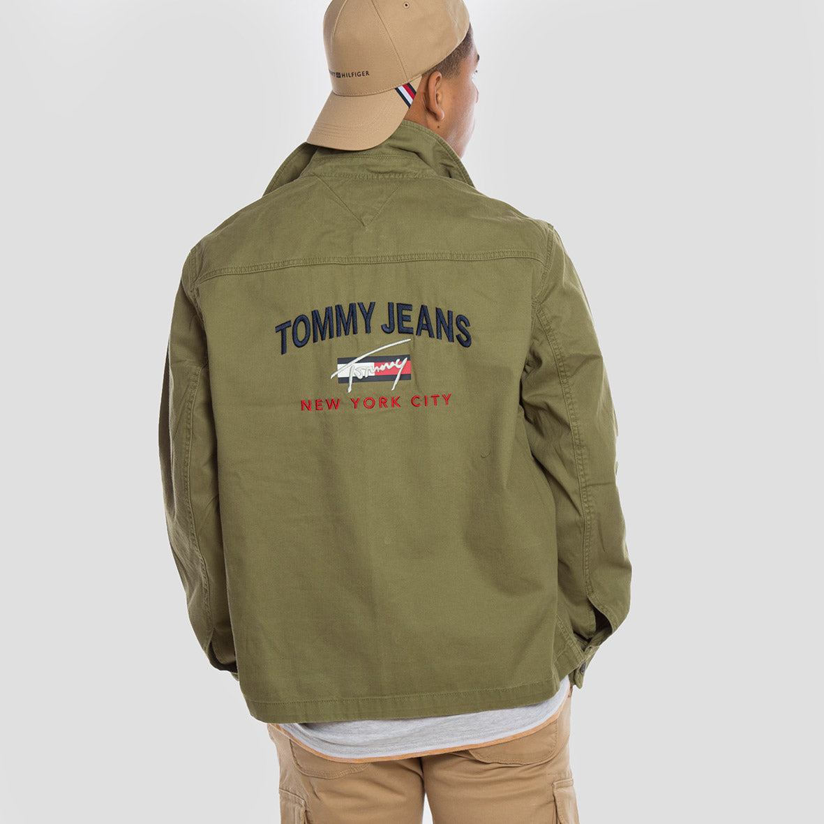 Tommy Jeans Cazadora - DM0DM10716 - Colección Chico