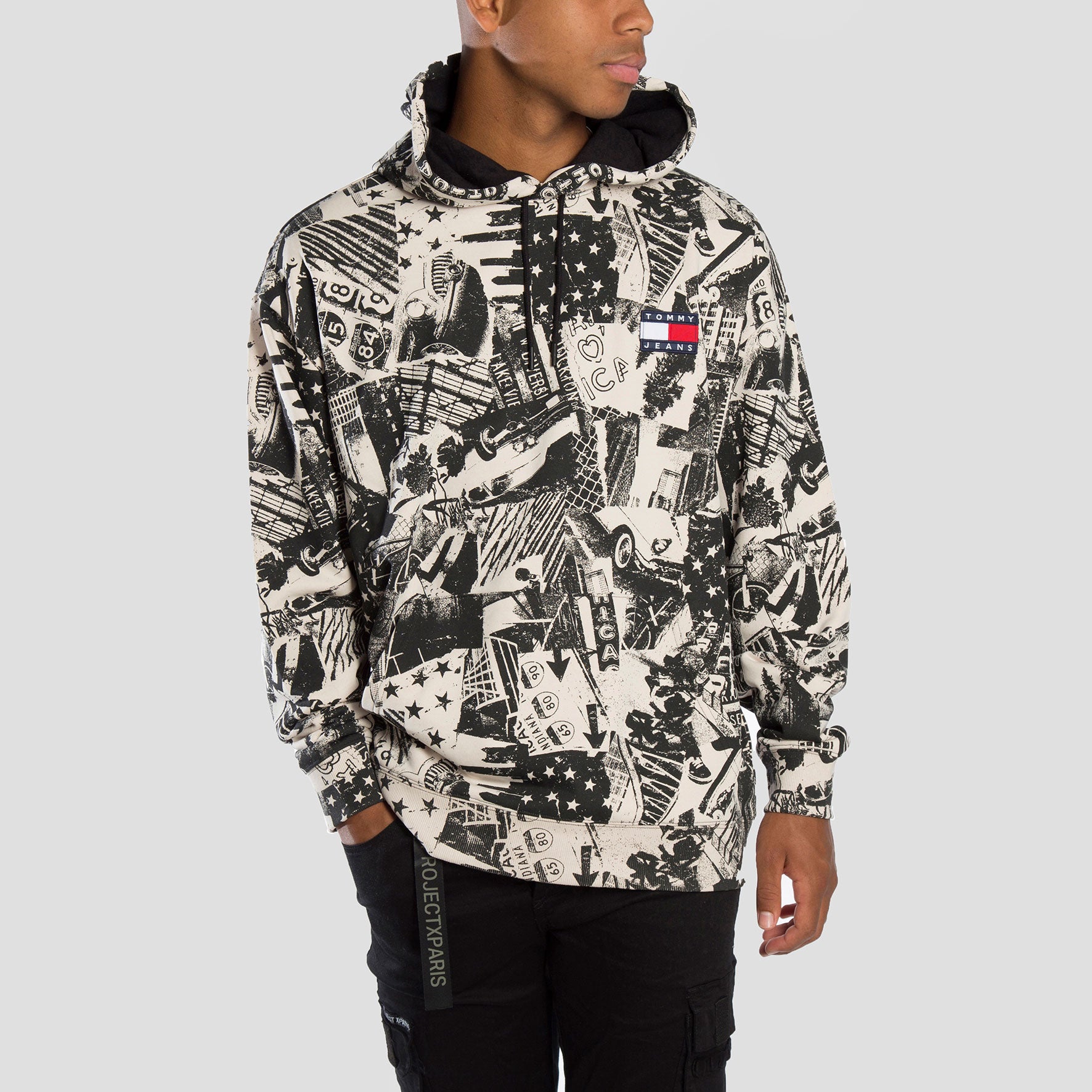 Tommy Jeans Sudadera Allover Print - DM0DM08409-0GY - Colección Chico